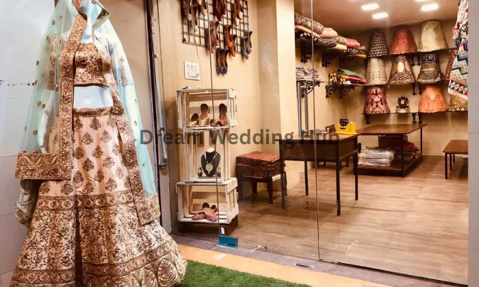 Wedding Diaries Customize Studio